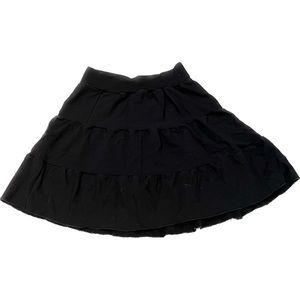🌸LAYERED BLACK MINI SKIRT SIZE SMALL